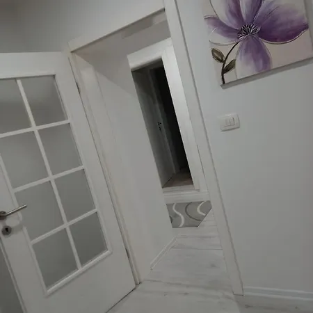Aine - Old Bridge Apartment